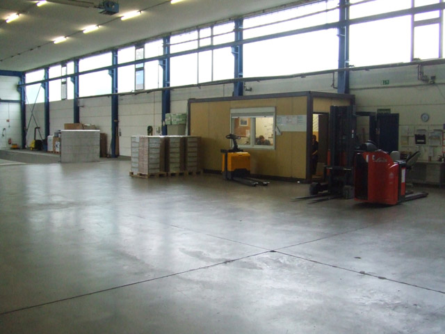 Halle 3c - Vorladezone